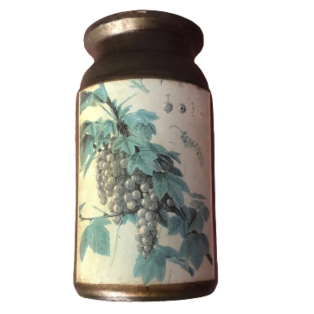 DECOUPAGE GREEN VASE W GRAPEVINE • 9” x 4”